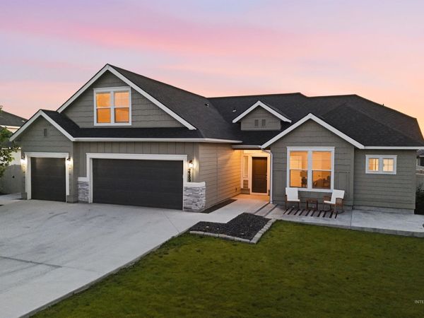 2369 N Meadowhills Ave, Star, ID 83669