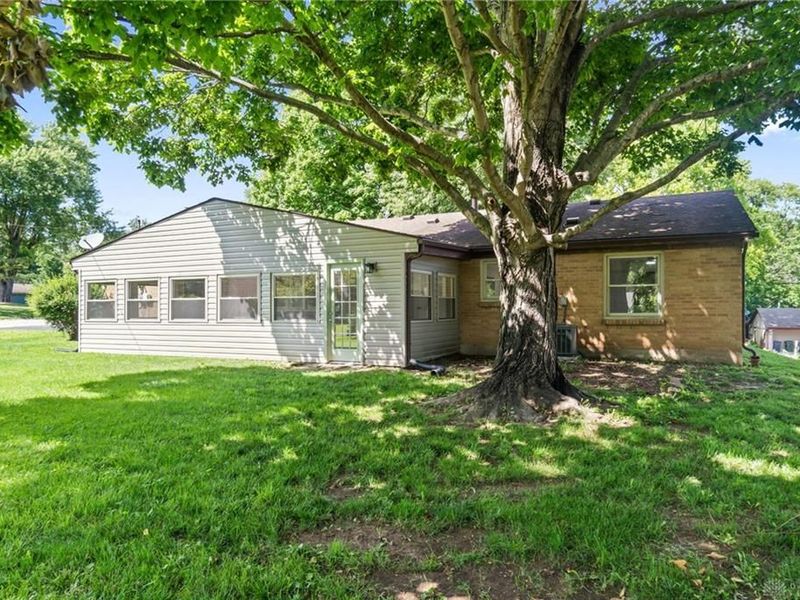 2184 Shadowood Circle, Bellbrook, OH 45305 Photo 21