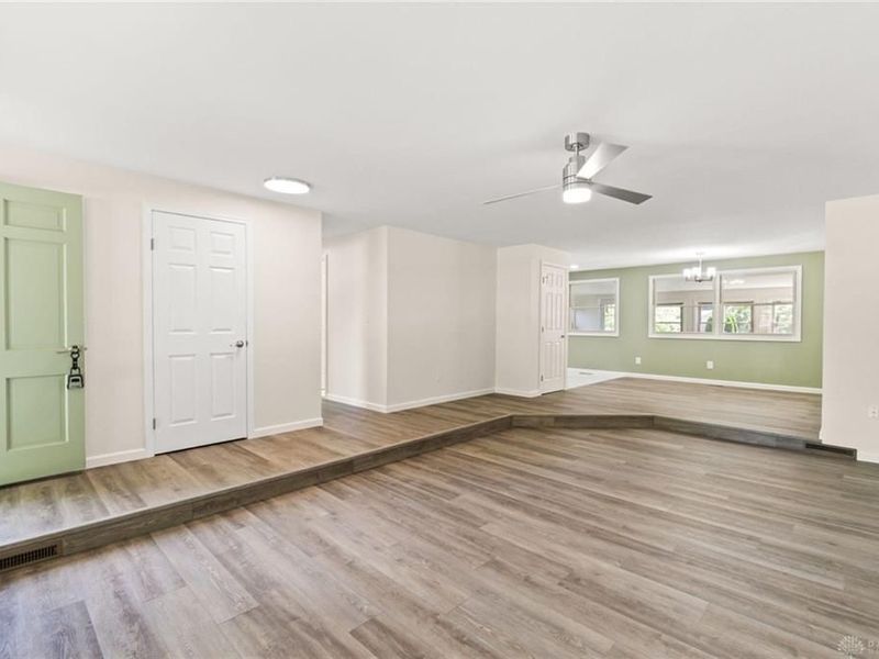 2184 Shadowood Circle, Bellbrook, OH 45305 Photo 3