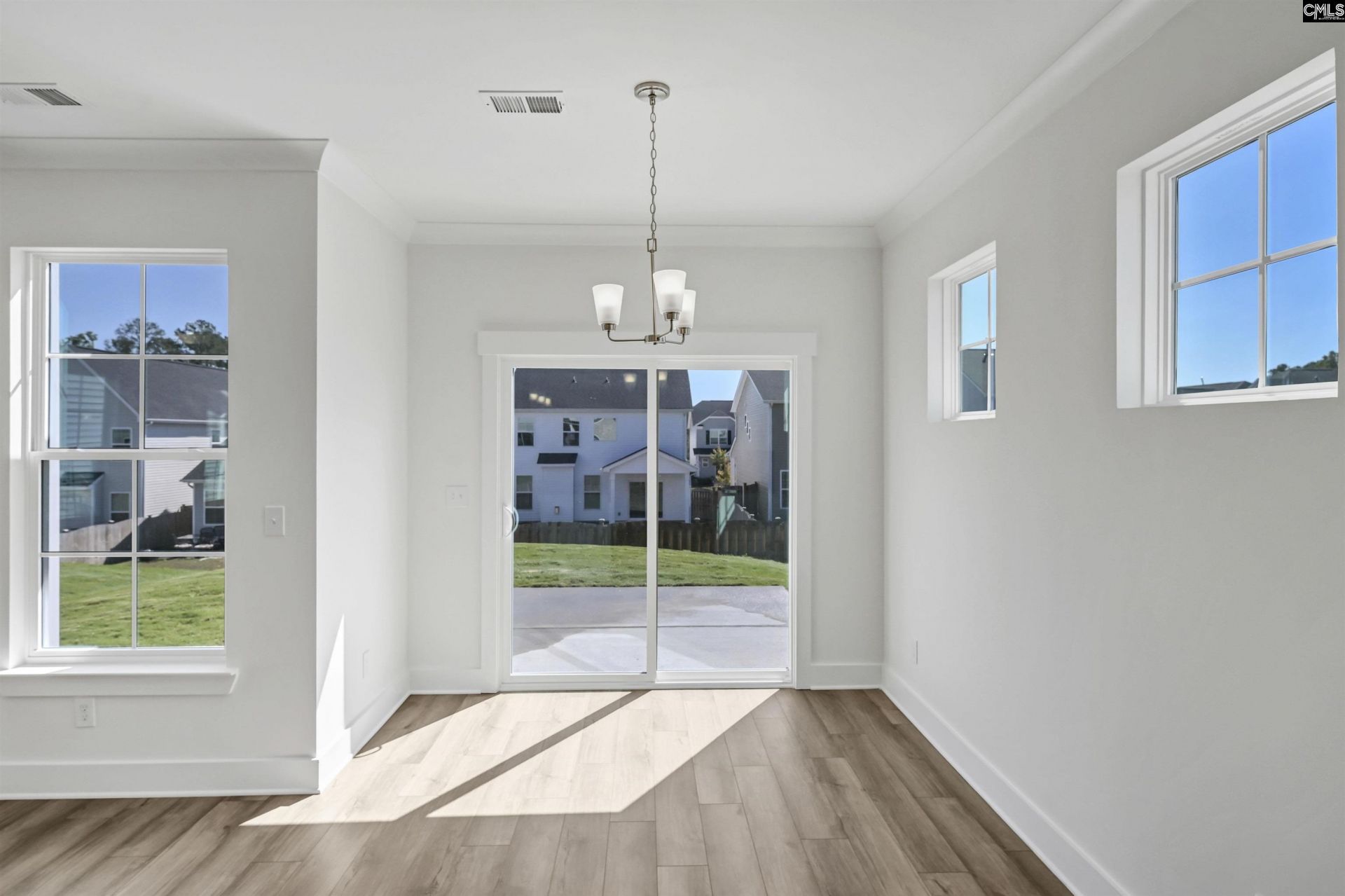 608 Thunder Gulch Avenue Photo 15
