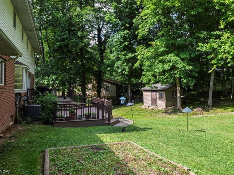 2300 Beechwood Drive NW, Dover, OH 44622 Photo 12
