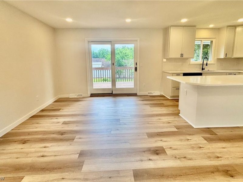 21113 Willow Lane, Strongsville, OH 44149 Photo 7