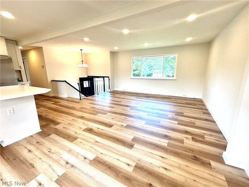 21113 Willow Lane, Strongsville, OH 44149 Photo 8