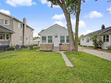 3231 McDowell Street, Ferndale, MI 48220