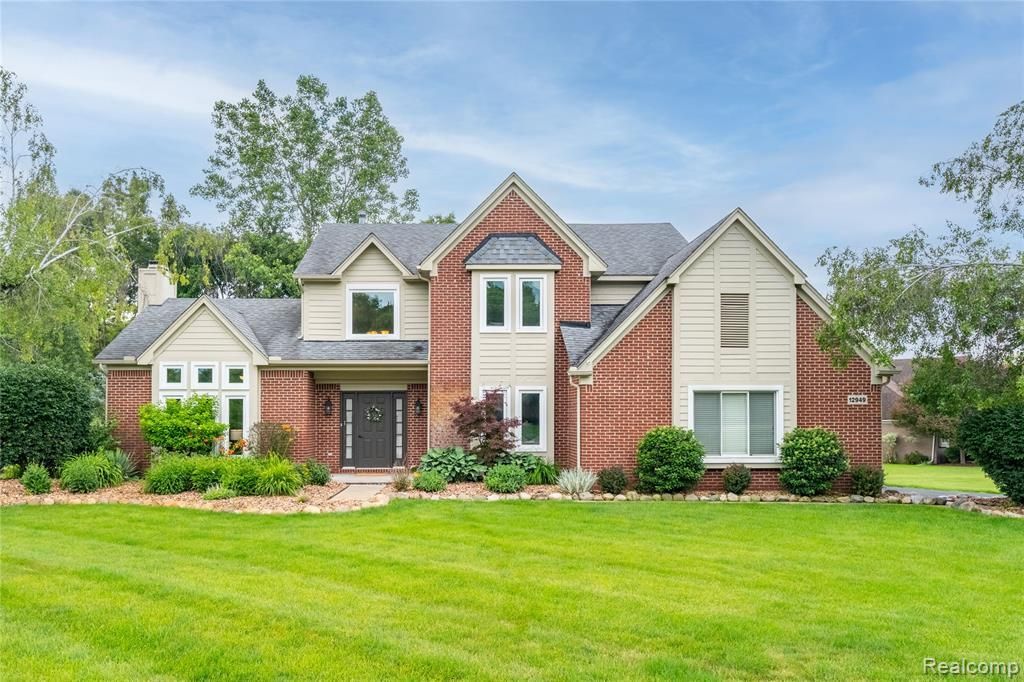 12949 Millbrooke Way, Green Oak Township, MI 48178 Main Photo