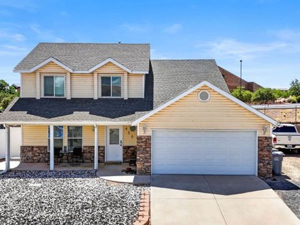 423 N 230 W, Hurricane, UT 84737