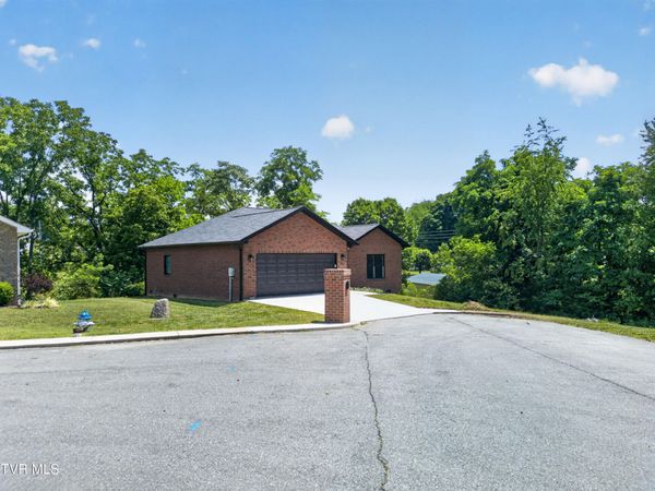 134 Patriot Crossing, Greeneville, TN 37745