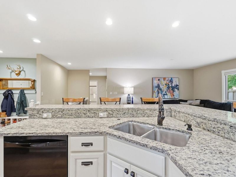 7631 Coronado Boulevard S, Reynoldsburg, OH 43068 Photo 18