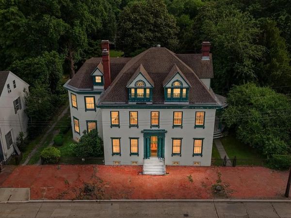 99 W BROADWAY, SALEM, NJ 08079