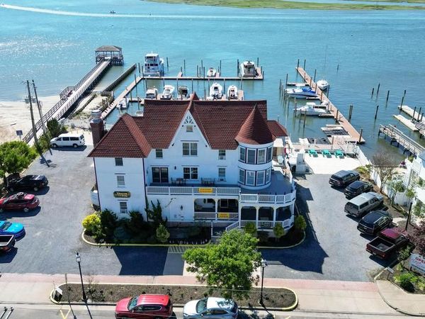 800 BAY AVENUE, SOMERS POINT, NJ 08244