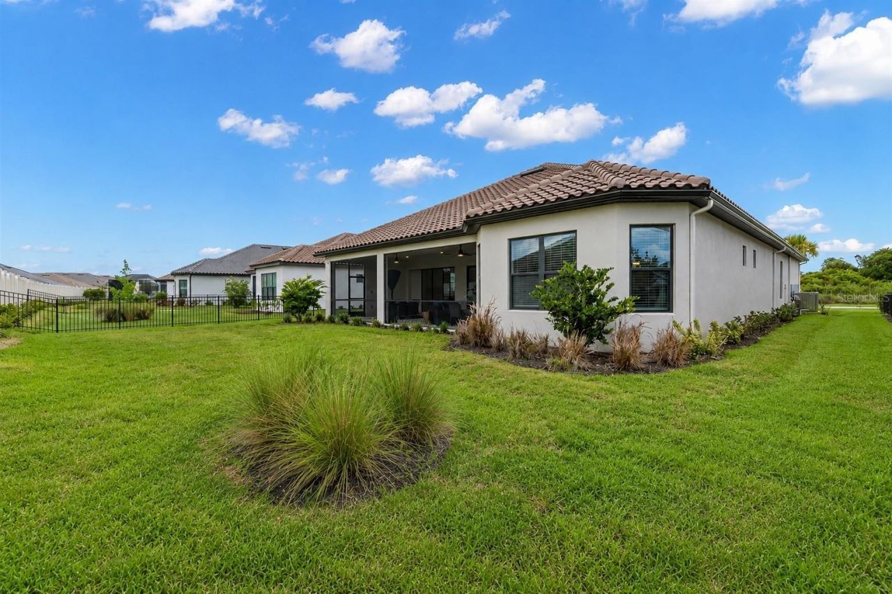 4727 Freccia Loop, Wesley Chapel, FL 33543 Photo