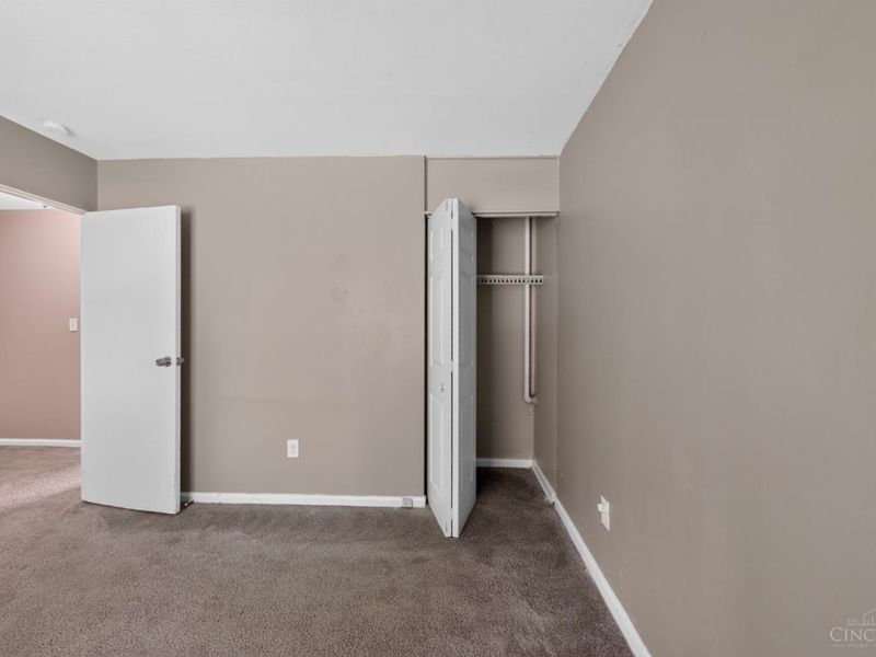 9875 Crusader Drive, Colerain Township, OH 45251 Photo 12