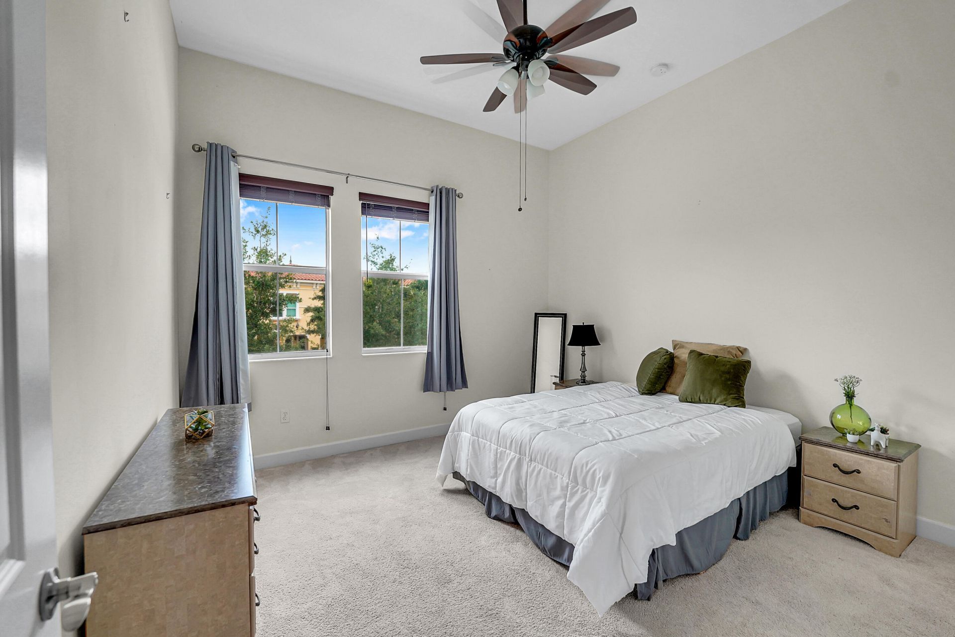 3162 NW 124th Way, Sunrise, FL 33323 Photo