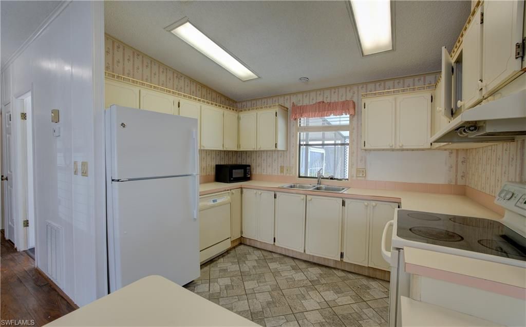 26260 Squire Ln, Bonita Springs, FL 34135 Photo