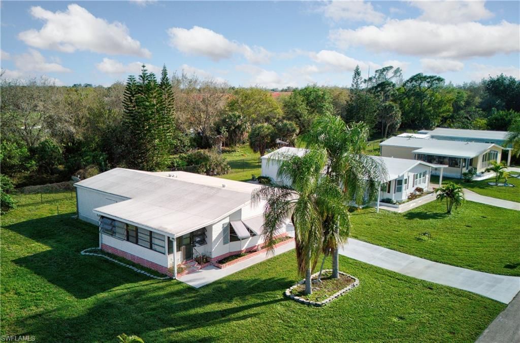 26260 Squire Ln, Bonita Springs, FL 34135 Photo