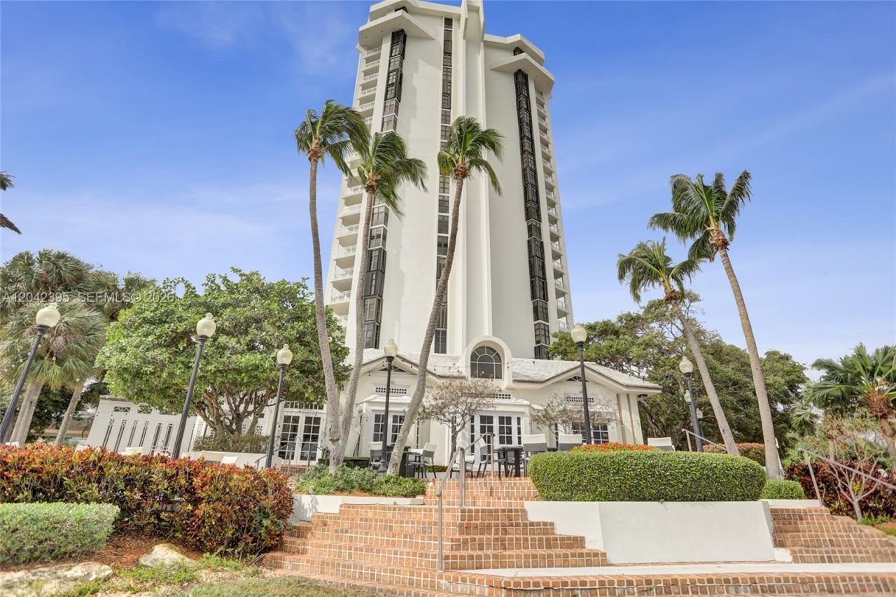 2000 Towerside Ter, Unit TS8, Miami, FL 33138 Photo