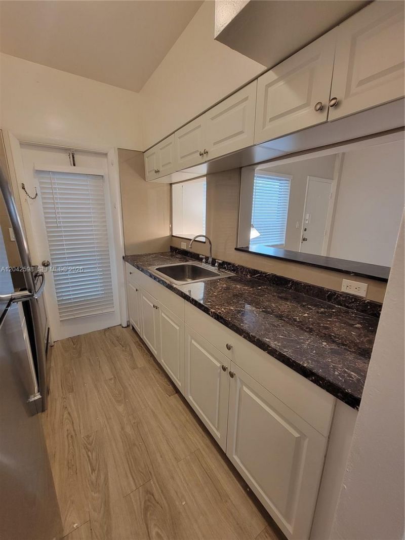 835 Lenox Ave , Unit 102, Miami Beach, FL 33139 Photo