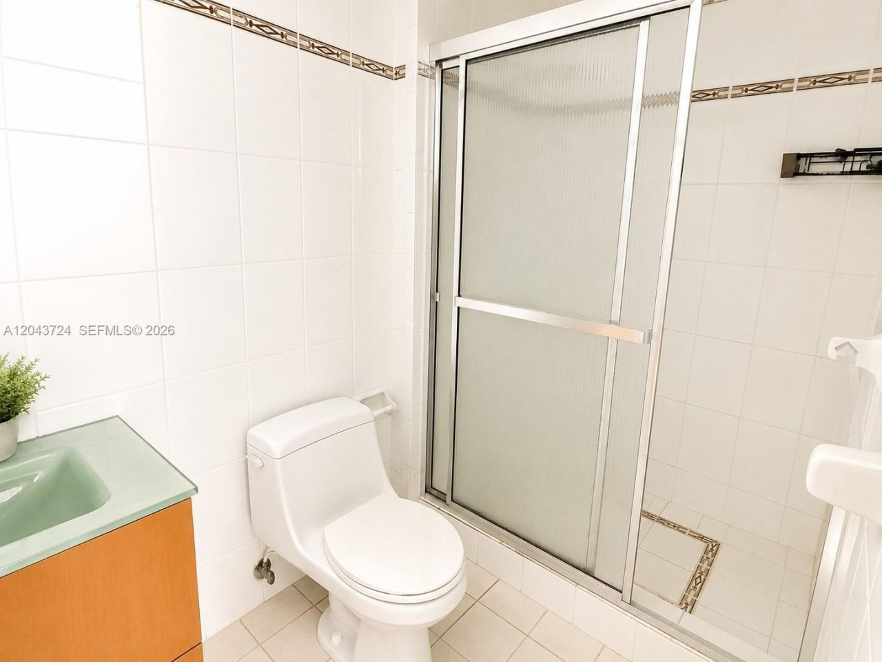 20335 W Country Club Dr , Unit 2210, Aventura, FL 33180 Photo