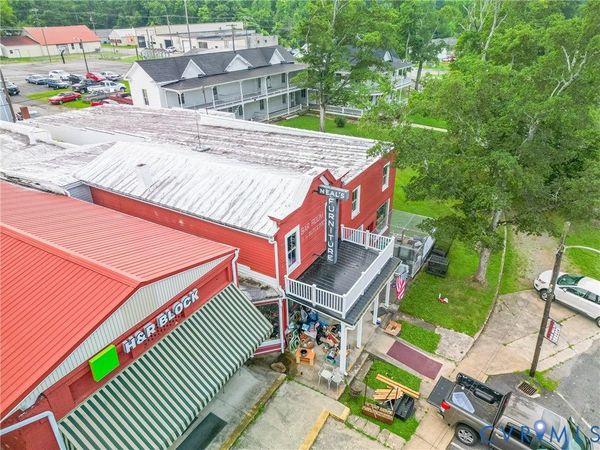 439 Railroad Avenue , Keysville, VA 23947