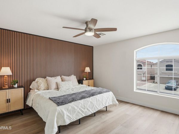 11324 W MADISEN ELLISE Drive, Surprise, AZ 85378