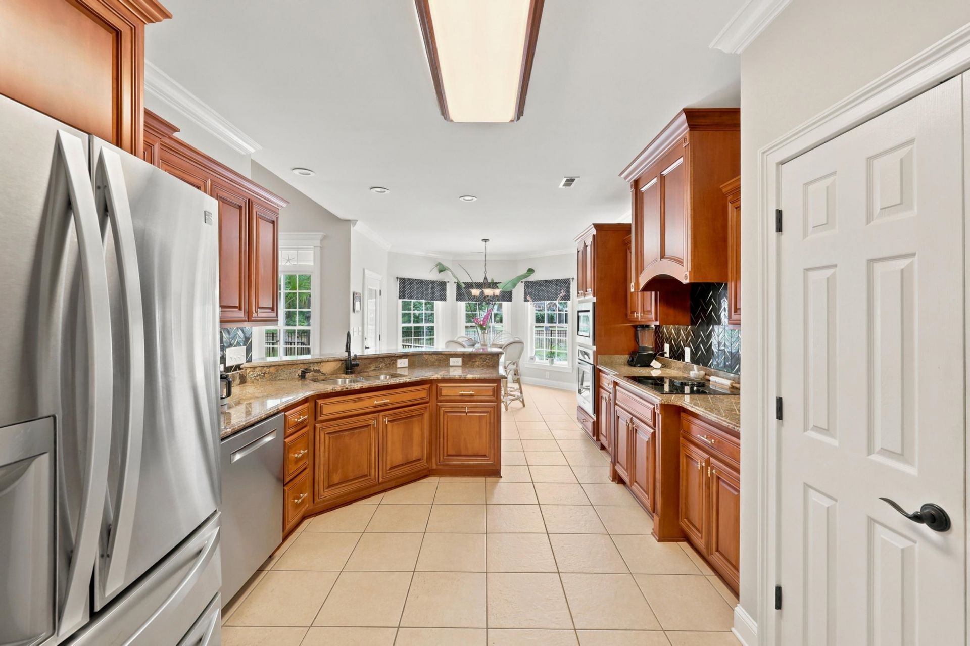 25 Stonington Dr. Photo 14