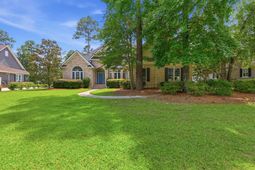 25 Stonington Dr. photo 4