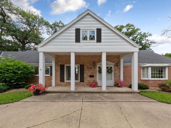 2100 Linn Drive, Owatonna, MN 55060