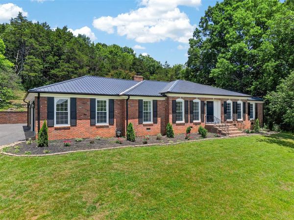 127 Daleview Circle , Russellville, KY 42276