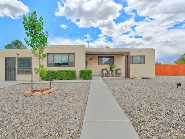 3802 Veranda Road NE, Albuquerque, NM 87110