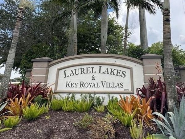 8298 Key Royal LN , Unit 424, NAPLES, FL 34119
