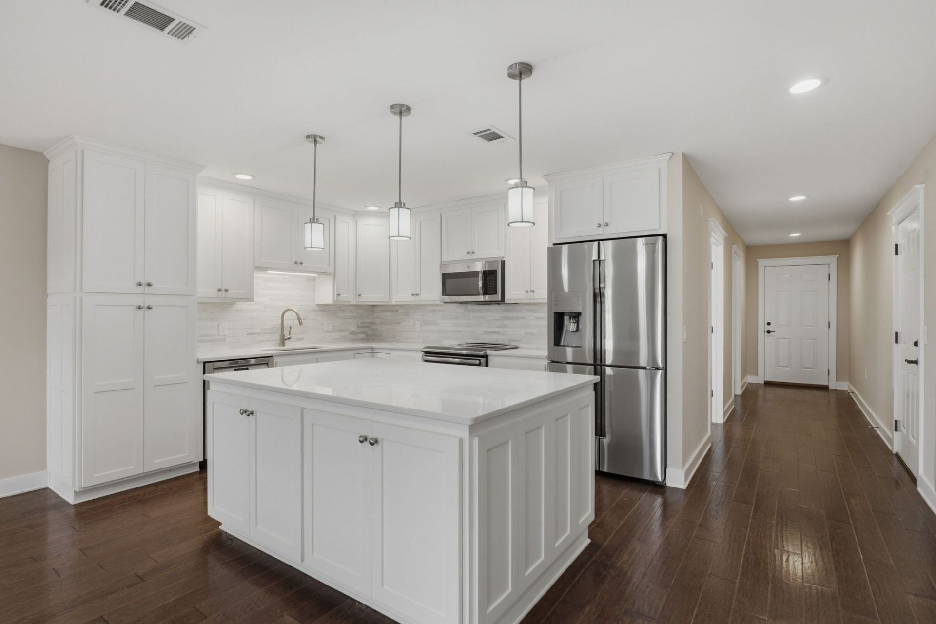 705 Mount Carmel Pl, Nashville, TN 37205 Main Photo