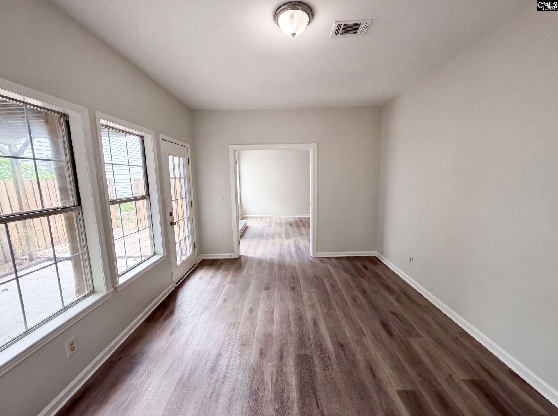 130 Fredricksburg Way Photo 22