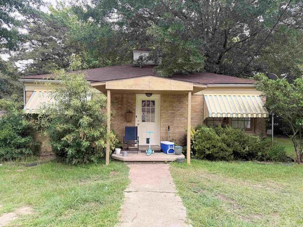 509 S Main Street , Monticello, AR 71655