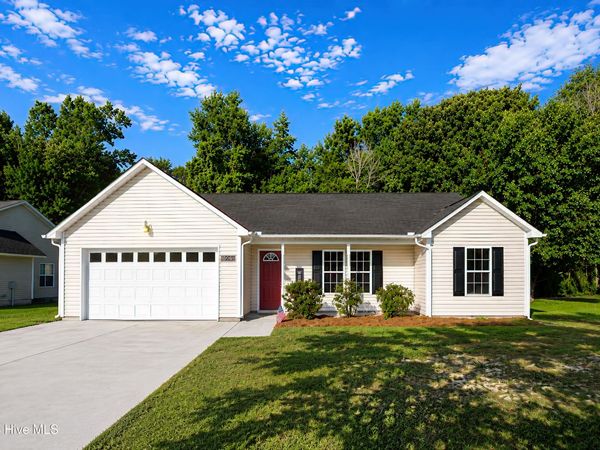 506 Southwest Ridge Drive , Richlands, NC 28574