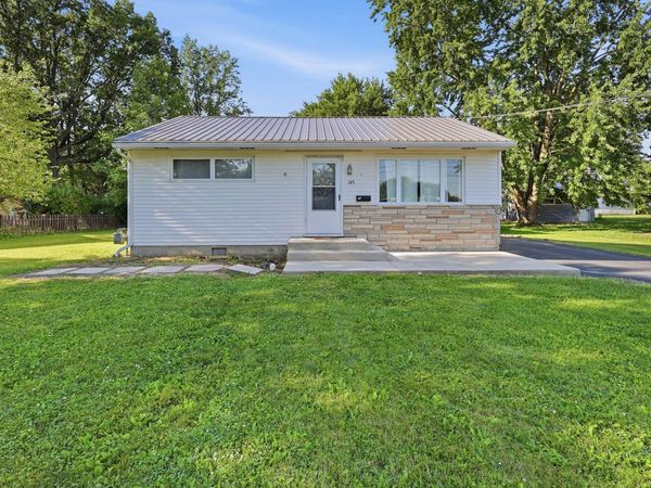 147 1st Street , Marysville, OH 43040