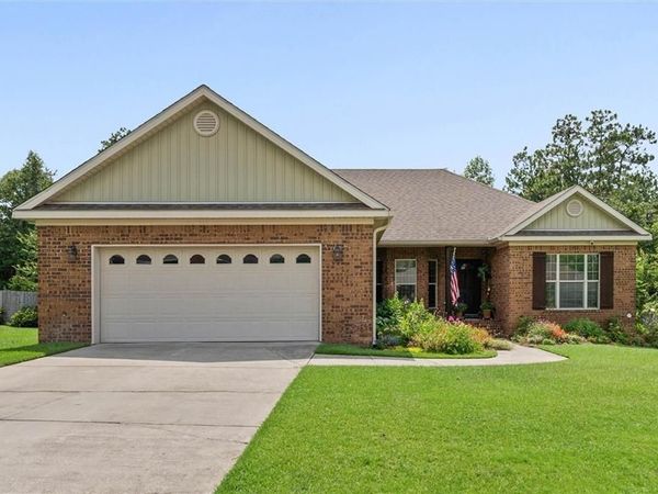 97 Chase Drive, Saraland, AL 36571