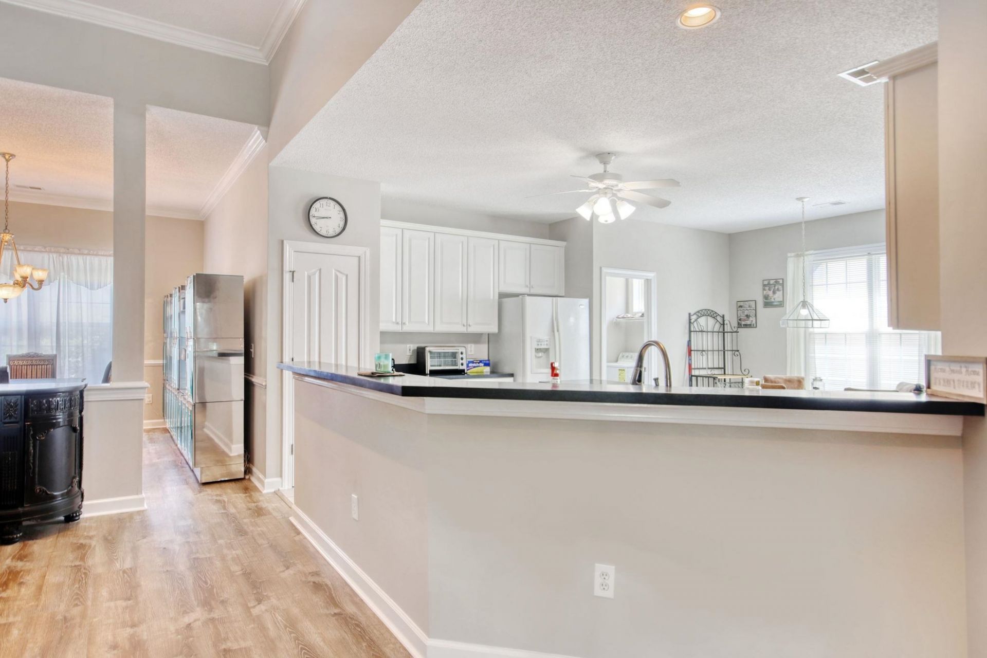6705 Oakmere Ct.  Photo 32