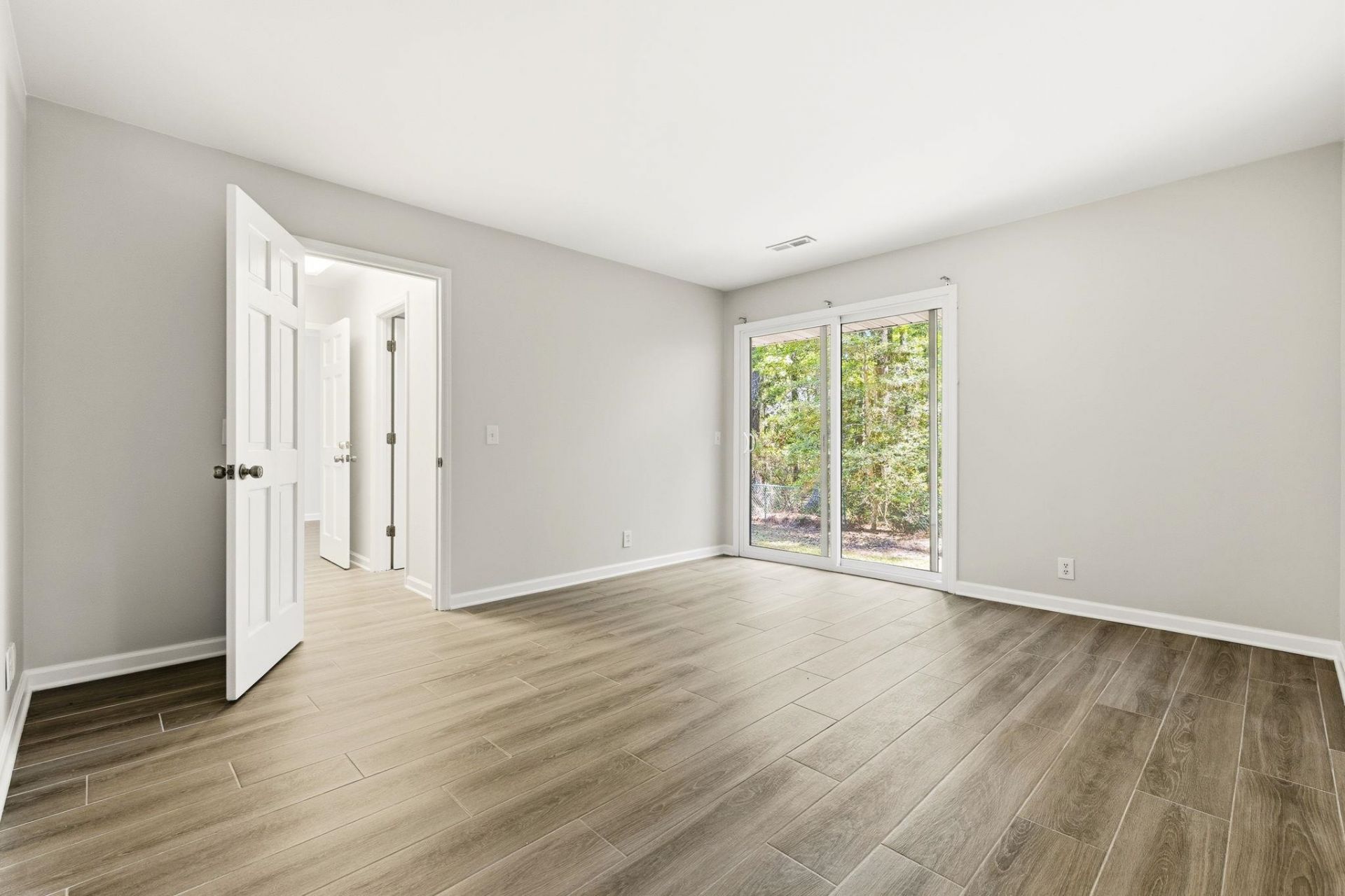 54 Bayberry Ln. Photo 30