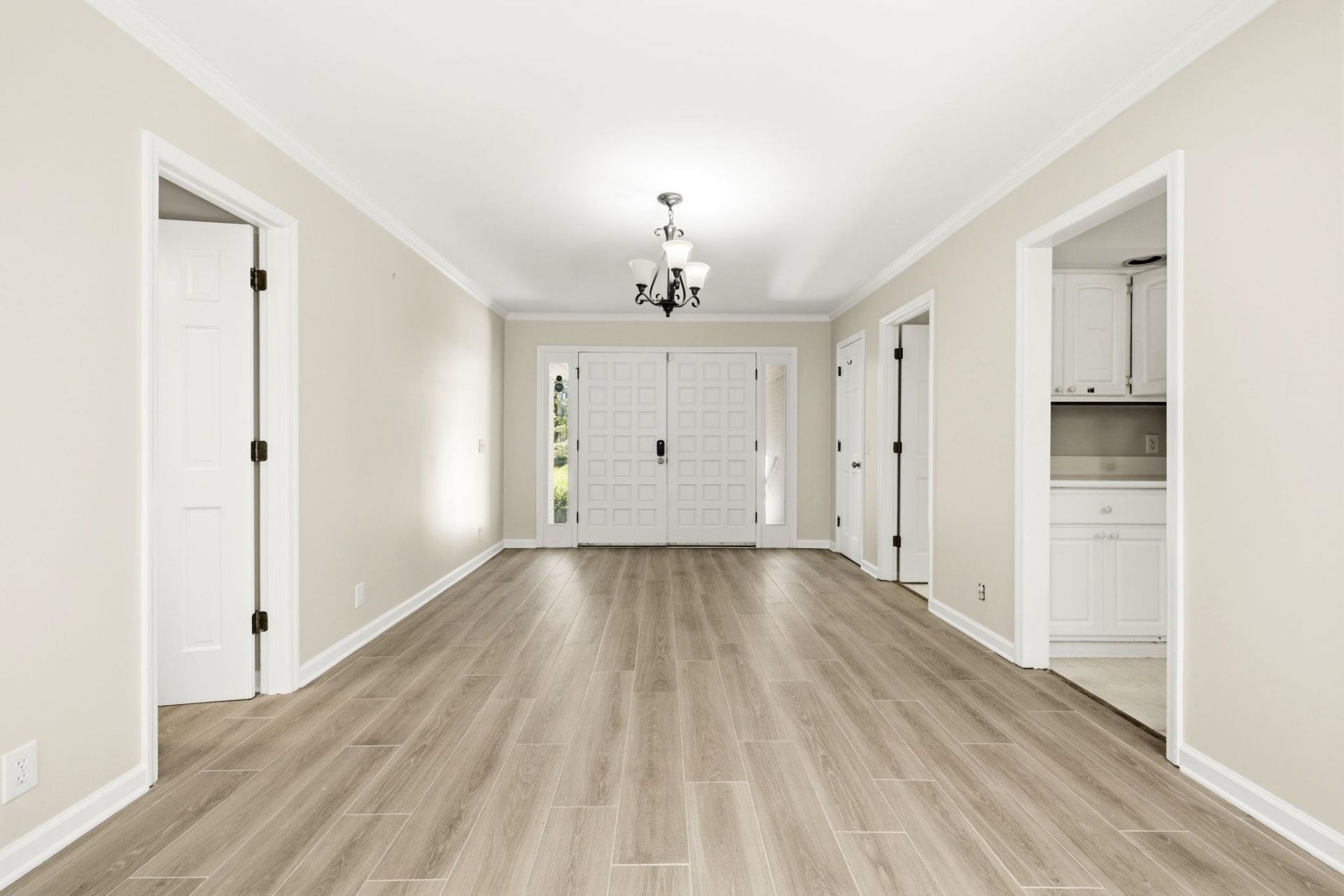 54 Bayberry Ln. Photo 5