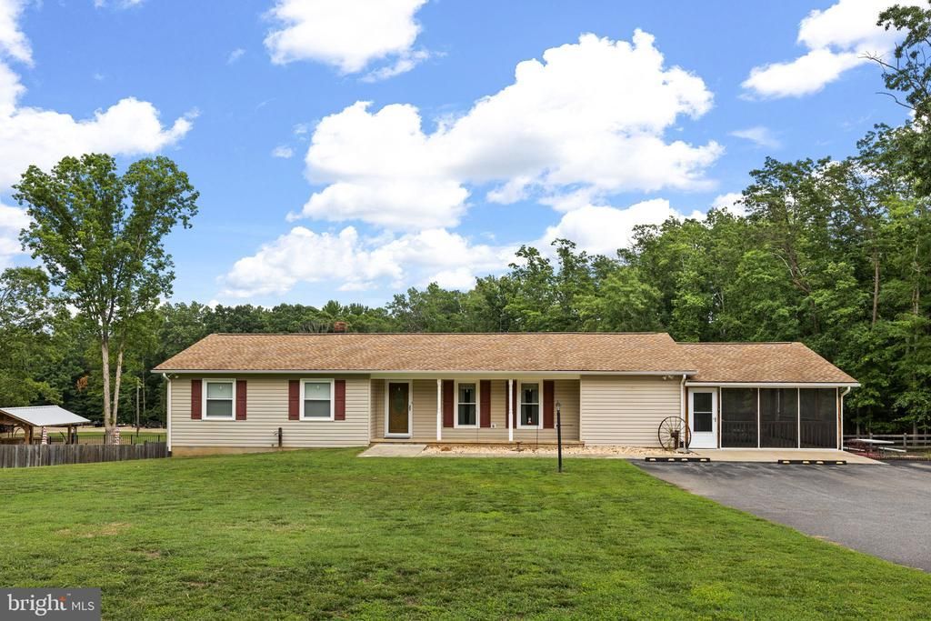 10205 Elys Ford Road, Fredericksburg, VA 22407 Main Photo