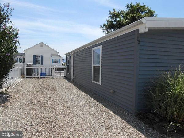 63 GREGG DRIVE, MANAHAWKIN, NJ 08050