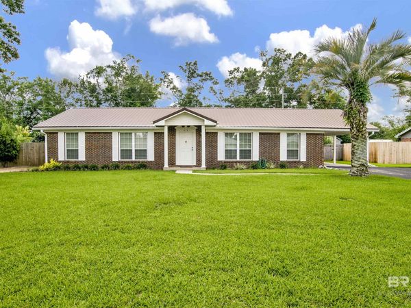 413 W Palm Avenue, Foley, AL 36535