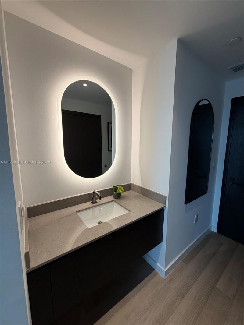 20 NE 11th St , Unit 3306B, Miami, FL 33132 Photo