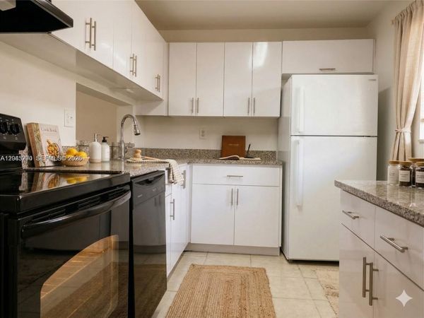 8420 SW 133rd Ave Rd , Unit 422, Miami, FL 33183