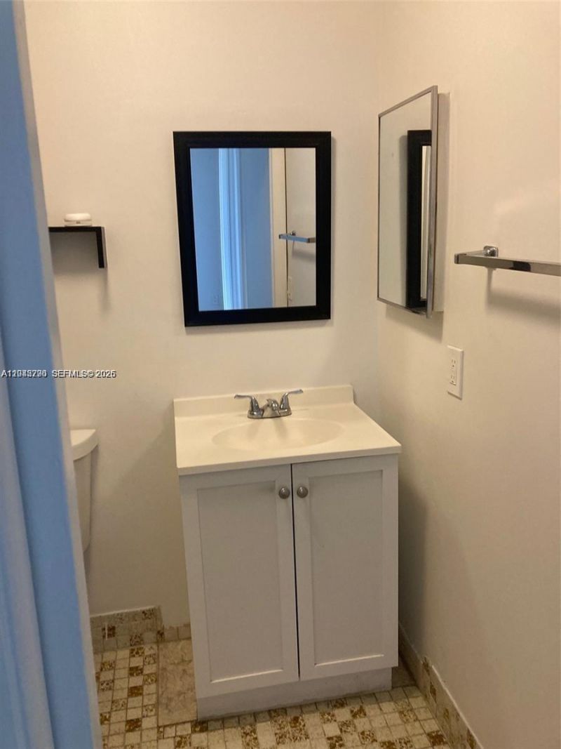 8420 SW 133rd Ave Rd , Unit 422, Miami, FL 33183 Photo