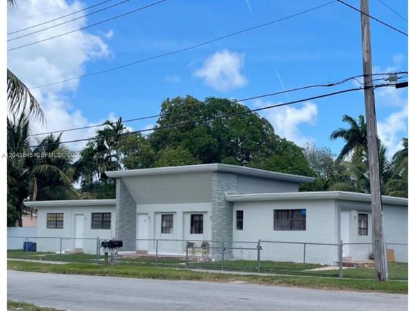 1301 NE 110th St , Unit 3, Miami, FL 33161