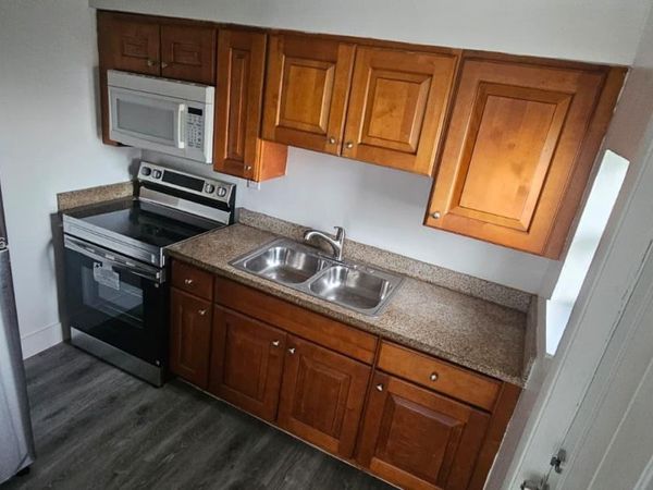 Unit 2, West Park, FL 33023