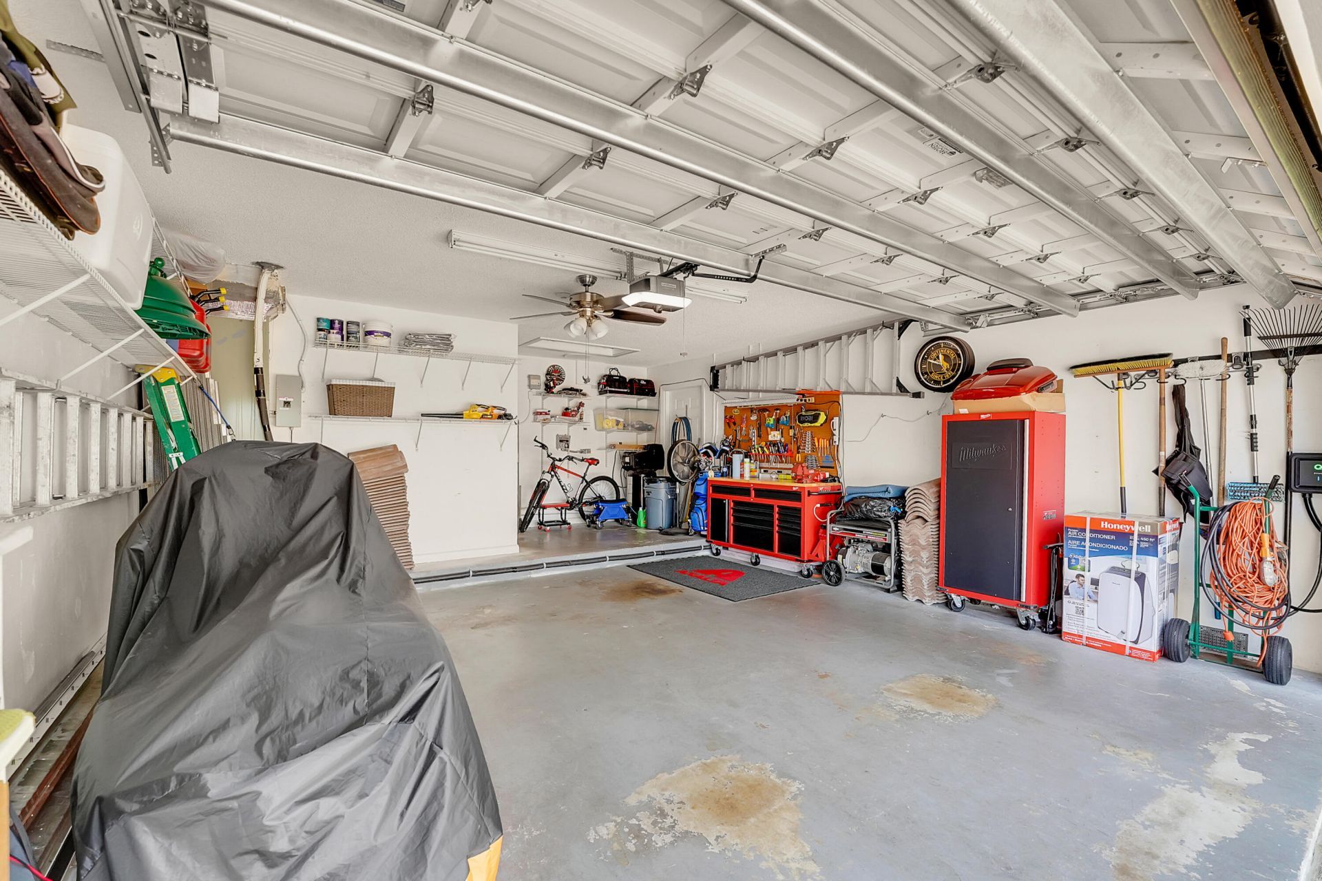 8670 NW 56th Street, Coral Springs, FL 33067 Photo