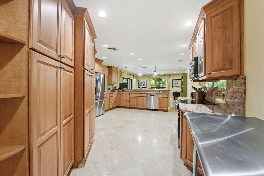 6499 Brandon Street, Palm Beach Gardens, FL 33418 Photo