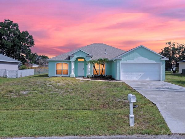 522 SW Mccomb Avenue, Port St. Lucie, FL 34953